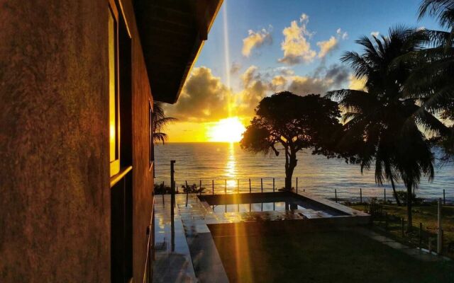 Front sea Mansion With Pool Maceio Paripueira
