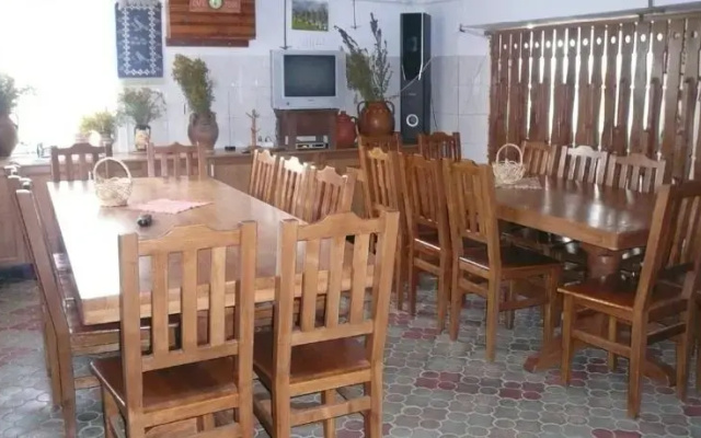 Agro-pensiunea "Plaiul Castanilor"