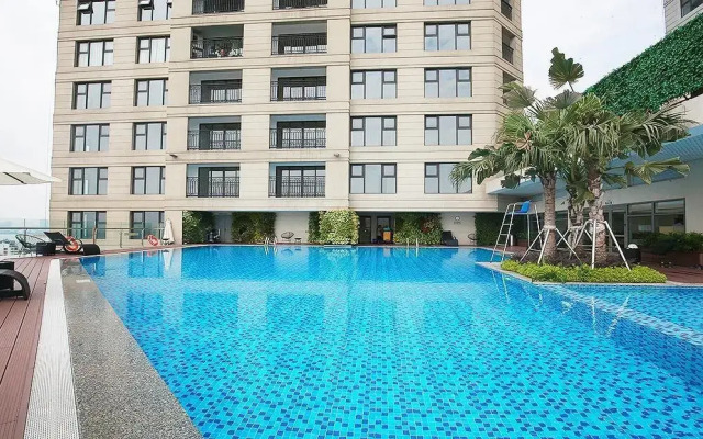 Cohost Club Westlake serviced apartment at D' Le Roi Soleil