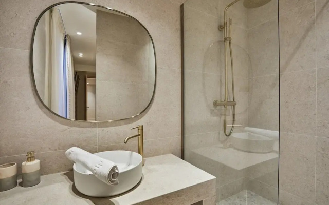 Sublime Apartment Rue Royale/madeleine