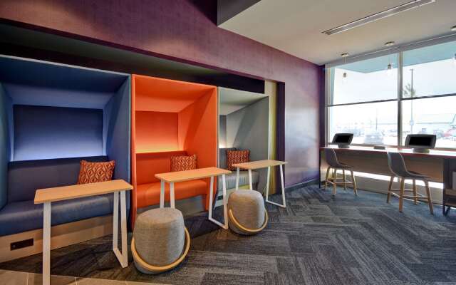 Tru by Hilton Auburn