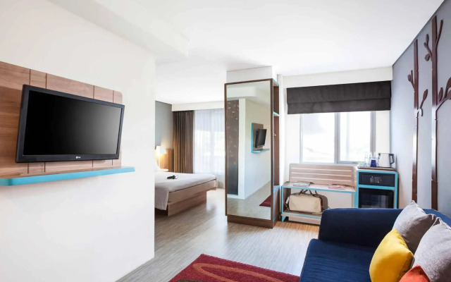 Grand Livio Kuta Hotel