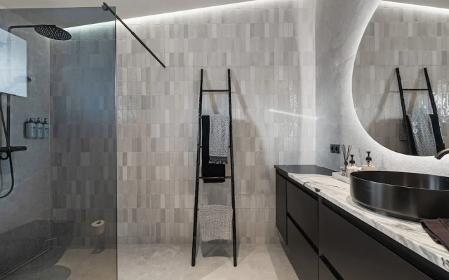 Luxurious Large Home, Perfect for Your Group