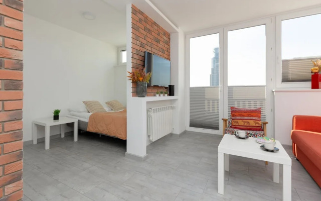 Warsaw Studio City View by Renters