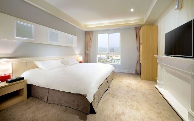 Caffir garden hotel