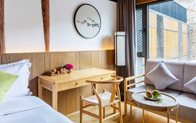 LUX Tea Horse Road Da Ju Village