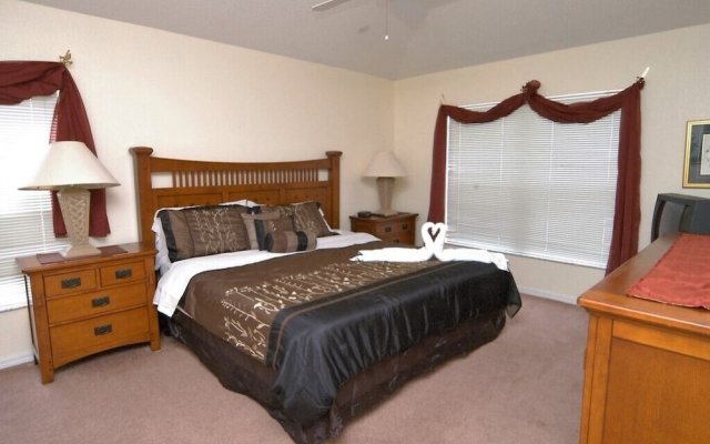 4611 5-bedroom Pool Home, Lake Berkley Resort