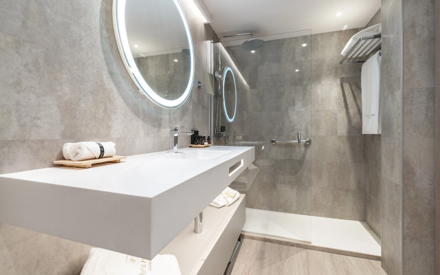 Grand Plaza Hotel & Wellness