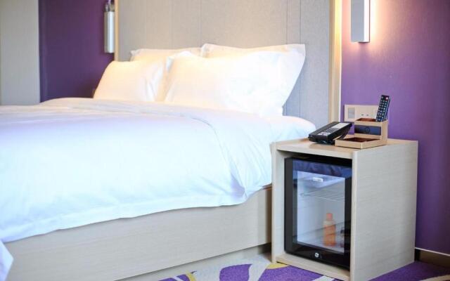 Lavande Hotels·Shenzhen North Railway Station Longhua Yicheng Center