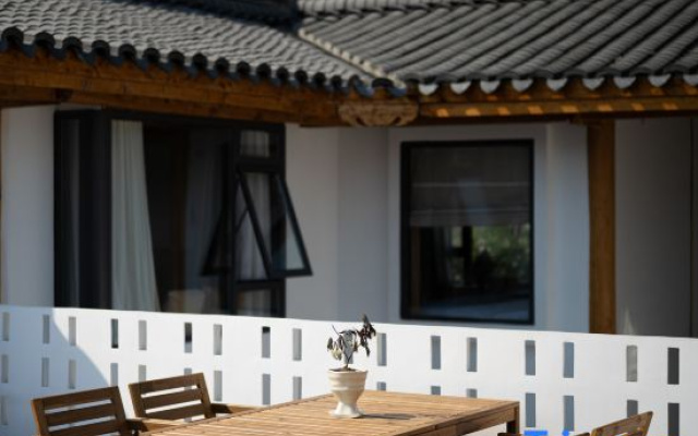 Shanshui Collection · Travel Photography and Food Experience Homestay – Outside – Nanchong
