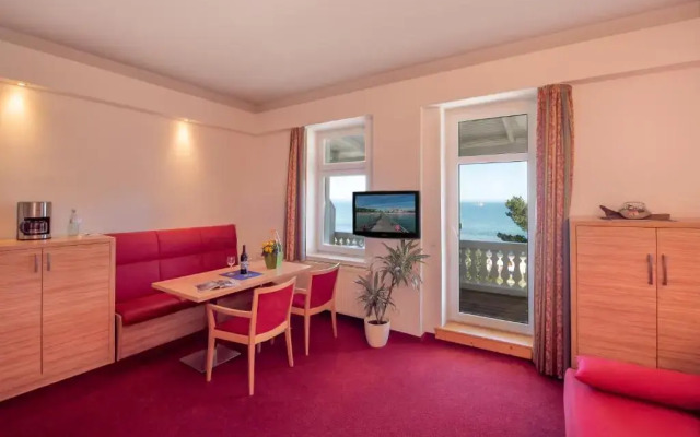 Strandhotel zur Promenade
