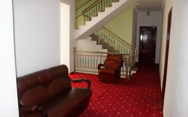 Hotel Sarvar