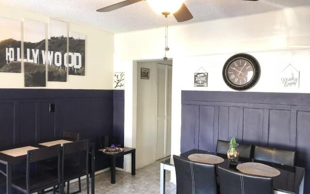 Hollywood Budget Guest Rooms