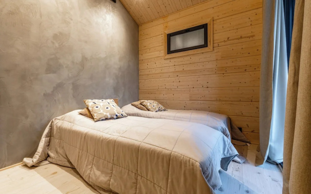 Modern Luxury 4BR Villa Levi Center