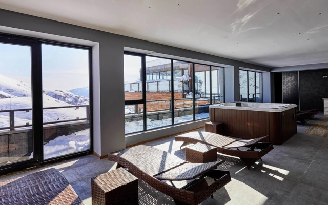 Winterest Apartment