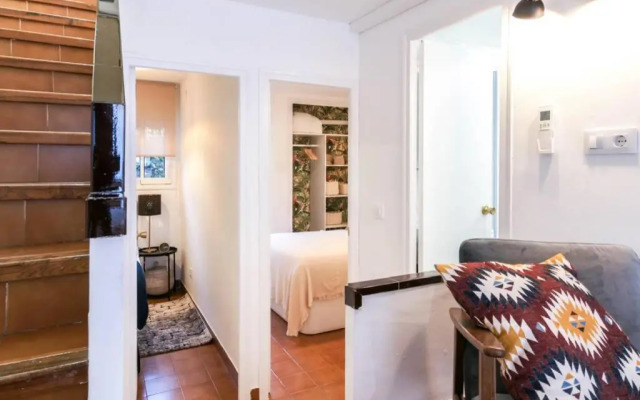 Eiffel Bridge Boutique Apartment