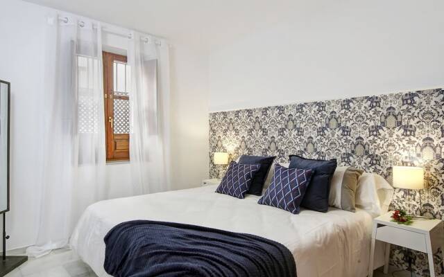 Alhambra Penthouse 2 Private Terraces Parking Free