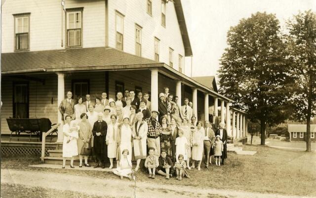 Fountain Point Resort