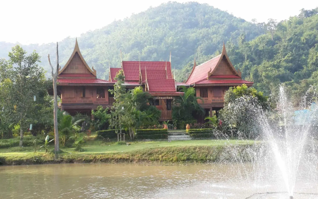 Lomrak Resort