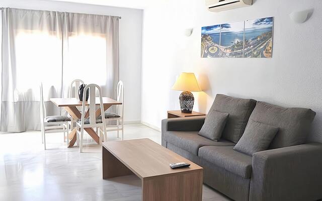 Beautiful apartment in Benalmadena with balcony