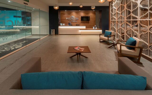Microtel Inn & Suites by Wyndham San Luis Potosi