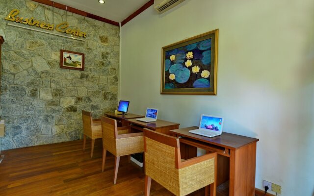 Myanmar Treasure Resort Ngwe Saung
