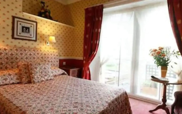 The Royal Hotel