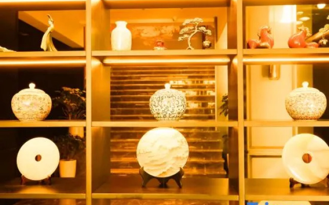 Boss1368 Cultural Hotel (Yongxing Plaza) — 2-star hotel in Chenzhou