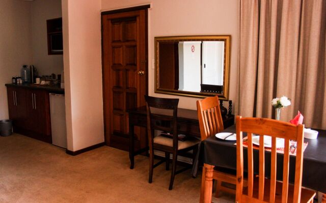 Silver Palms Guest House