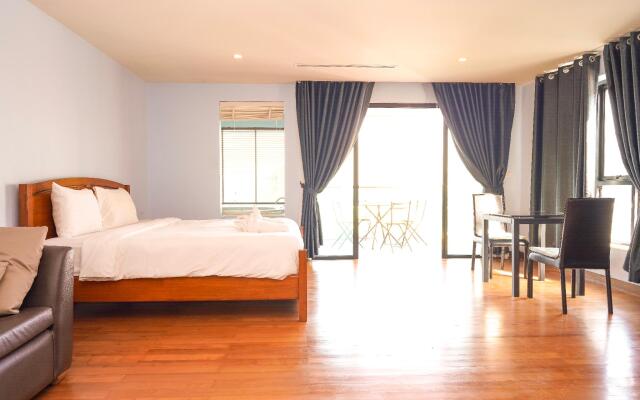 CAPITAL O890 The Royal Bay View Villas