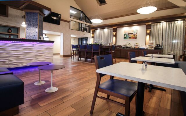 Best Western Hampton Coliseum Inn