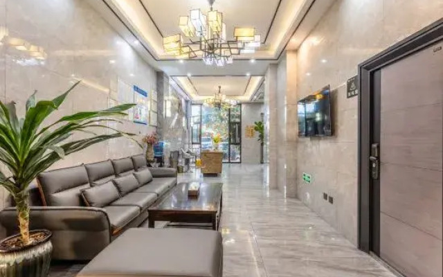 Pu'er River Hotel