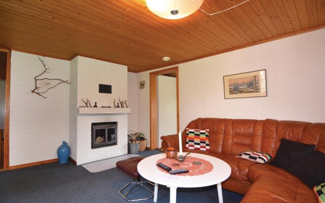 Awesome Home in Ed With 4 Bedrooms and Wifi