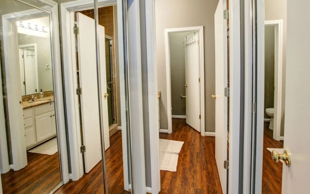 4 Bedroom, Parkside Terrace Lane