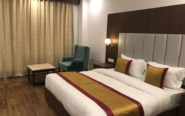 The Laurent and Banon Resorts