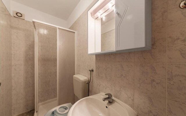 Stunning Home in Pula With Wifi and 5 Bedrooms