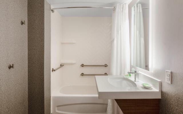 Holiday Inn La Mirada – Buena Park by IHG