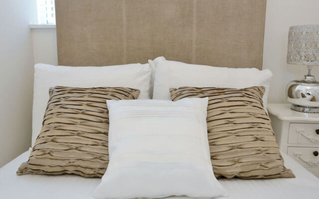 Virtue Apartments - the Grove