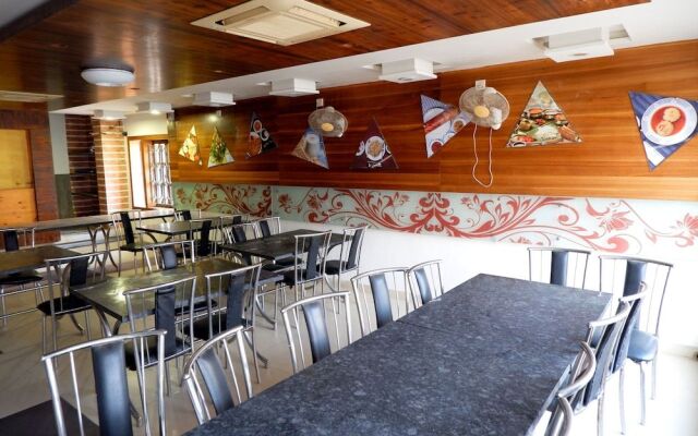 Hotel The City Palace Dwarka