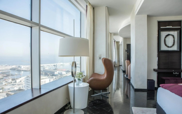 Sofitel Casablanca Tour blanche