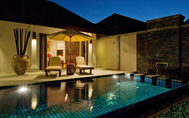 Villa Kama by Holiplanet