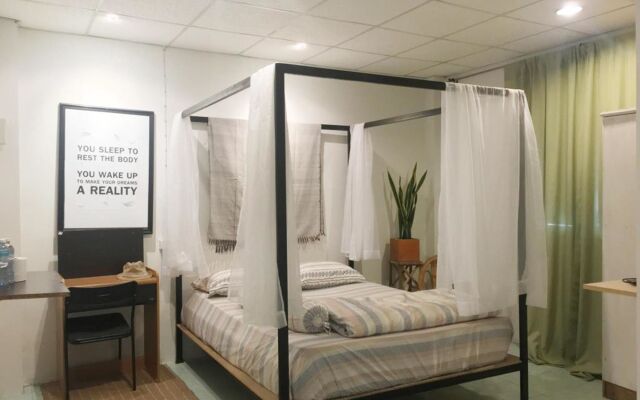 The Goose Cafe & Hostel