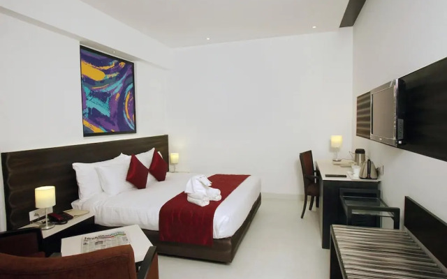 Hotel The Fern Residency