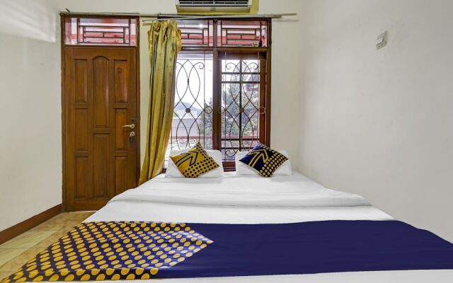 Pondok Pujasera by OYO Rooms