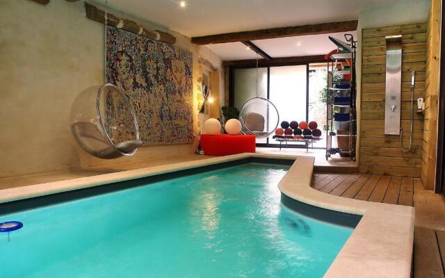 Palais Aoma, hôtel particulier de luxe en Provence