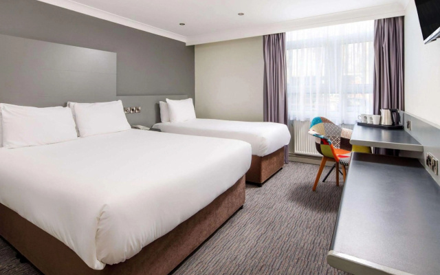 Mercure Chester Abbots Well Hotel - Image 4