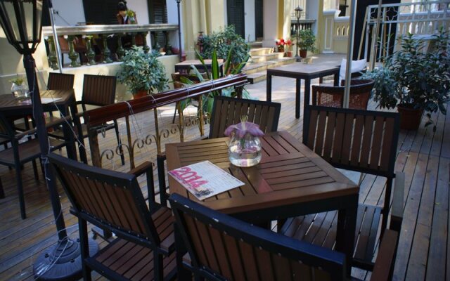 Weston Hotel