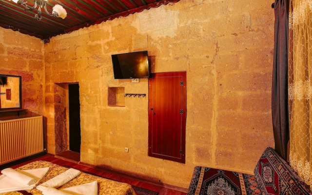 Alaca Cave Suites