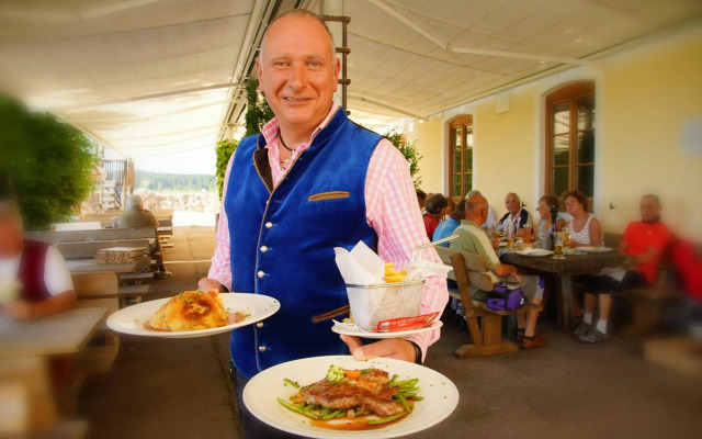 Landhotel & Gasthof Baiernrain