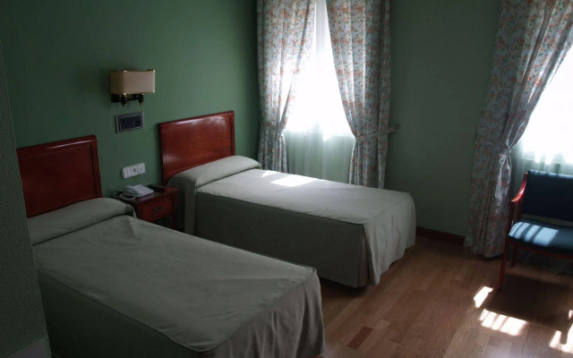 Hotel Serit